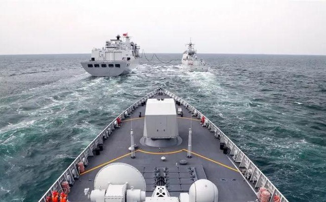 Các chiến hạm Trung Quốc trong cuộc tập trận 7 ngày ở biển Hoa Đông, được Bộ Quốc phòng Trung Quốc thông báo ngày 29/11/2020 (Ảnh: 81.cn)