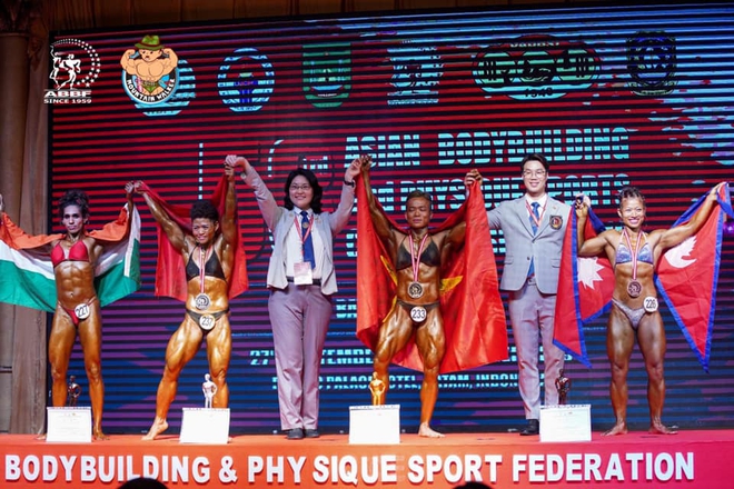 Cô gái Việt vô địch thể hình thế giới và nỗi đau ngày trở về nước nhìn căn nhà trống, mẹ nằm trong phòng cấp cứu - Ảnh 8.