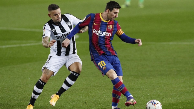Messi đóng vai người hùng, Barca nhọc nhằn hạ Levante - Ảnh 1.