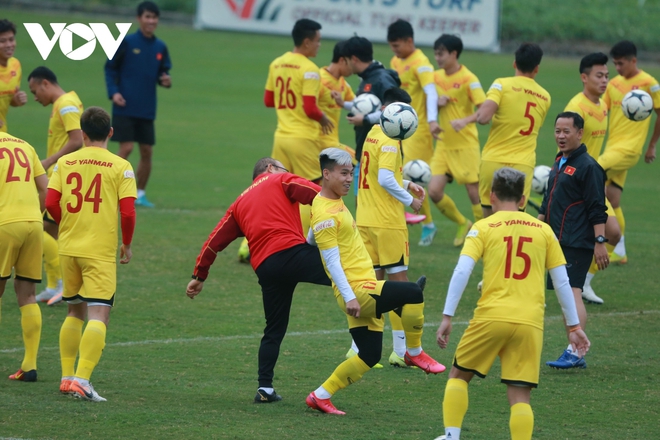 Thầy Park liên tục ôm hận trước kỹ thuật của dàn tuyển thủ Việt Nam - Ảnh 6.