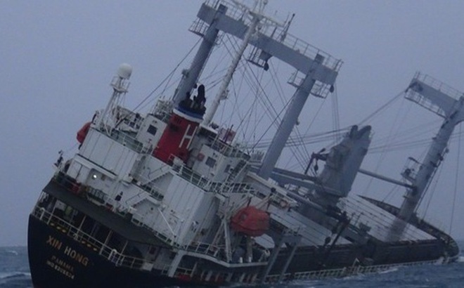 Tàu Xin Hong trước khi chìm