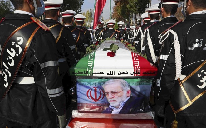 Lễ tang ông Fakhrizadeh diễn ra hôm qua. Ảnh: Bộ Quốc phòng Iran/AP