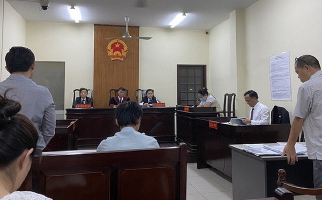 Phía Grab đồng ý sẽ mở lại app nhưng không đồng ý bồi thường cho tài xế Nguyễn Văn Hưng.
