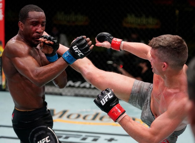 Wonderboy Stephen Thompson giành chiến thắng áp đảo Geoff Neal, lập tức nhắm tới chiếc đai vô địch của UFC - Ảnh 6.