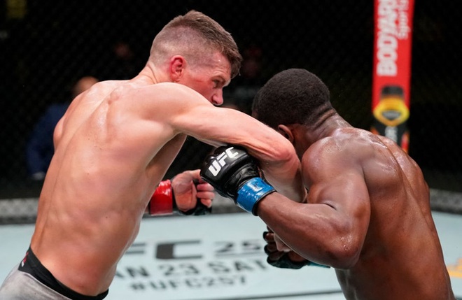 Wonderboy Stephen Thompson giành chiến thắng áp đảo Geoff Neal, lập tức nhắm tới chiếc đai vô địch của UFC - Ảnh 7.