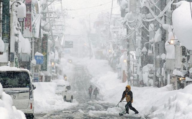 Bão tuyết ở Nhật Bản. Ảnh: Reuters