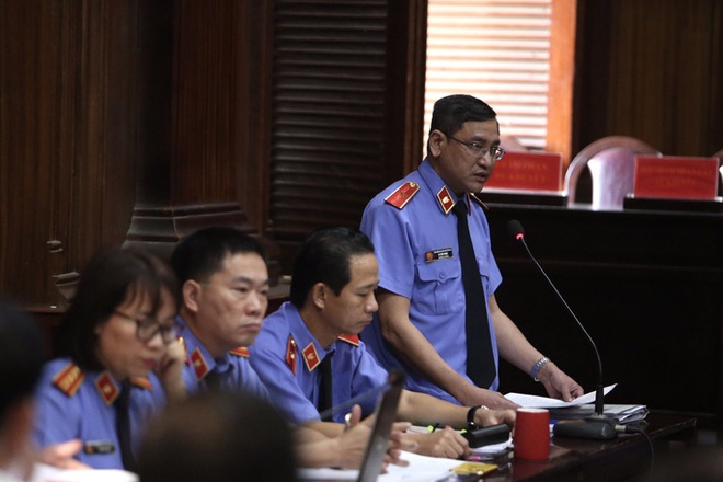 Ông Đinh La Thăng yêu cầu giải thích những cáo buộc của VKSND TP - Ảnh 1.