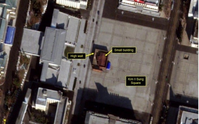 Triều Tiên cho xây dựng hai tòa nhà bí ẩn ngay tại Quảng trường Kim Nhật Thành ở thủ đô Bình Nhưỡng. (Ảnh: 38 North)
