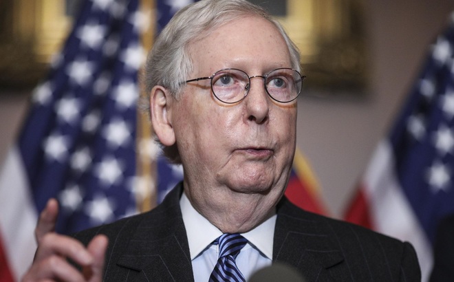 Lãnh đạo đa số tại Thượng viện Mỹ Mitch McConnell trong cuộc họp báo tại Washington, D.C., ngày 15/12. Ảnh: THX/TTXVN