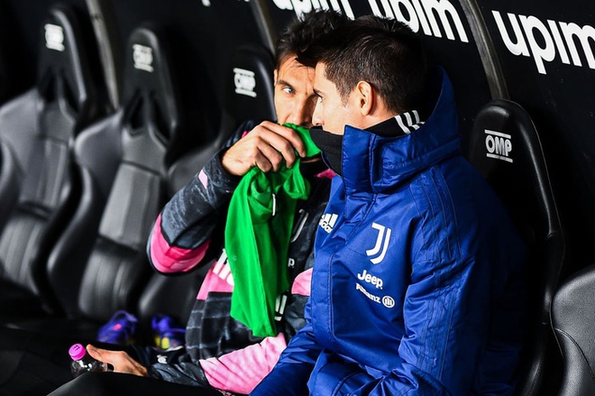 Thủ môn Juventus bị điều tra vì báng bổ tôn giáo - Ảnh 2.