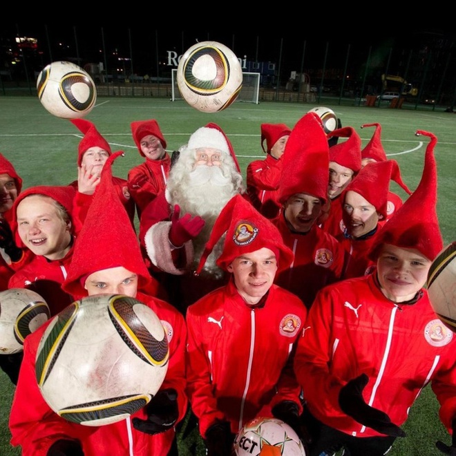 FC Santa Claus và những điều chưa biết về đội bóng của ông già Noel - Ảnh 2.
