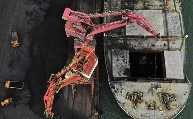 Từ tháng 10, các nhà nhập khẩu Trung Quốc được thông báo về việc ngừng mua than của Úc. Ảnh: AP