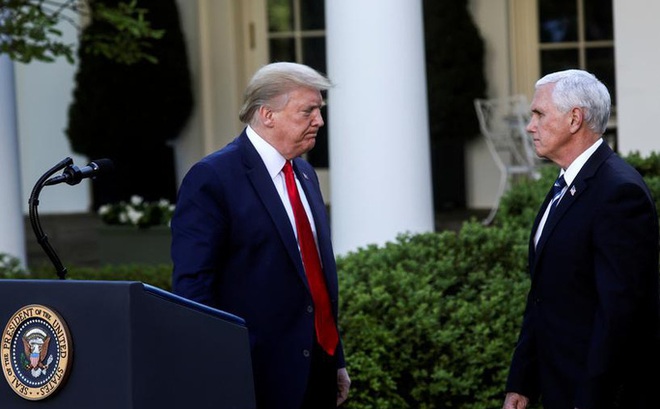 Tổng thống Donald Trump khẳng định Phó tổng thống Mike Pence cần tích cực hơn nữa để giúp ông đảo ngược kết quả bầu cử 2020. Ảnh: Reuters