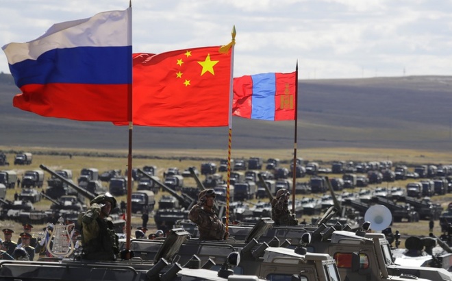 Nga-Trung ngày càng hợp tác quân sự sâu sắc hơn.