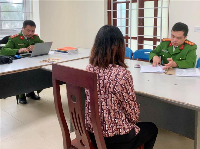 Anh lừa cả em để bán cho đường dây mua bán người qua Trung Quốc để lấy 100 triệu đồng - Ảnh 1.