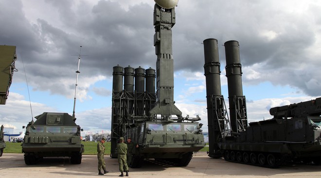 TT Putin ra thông điệp cực rắn: Đừng động vào Syria - Lộ nghĩa địa siêu tăng Mỹ ở Iraq - Ảnh 2.