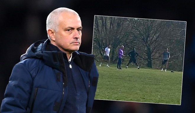 Bóng đá bị cách ly, Jose Mourinho phủ sóng khủng mạng xã hội  - Ảnh 3.