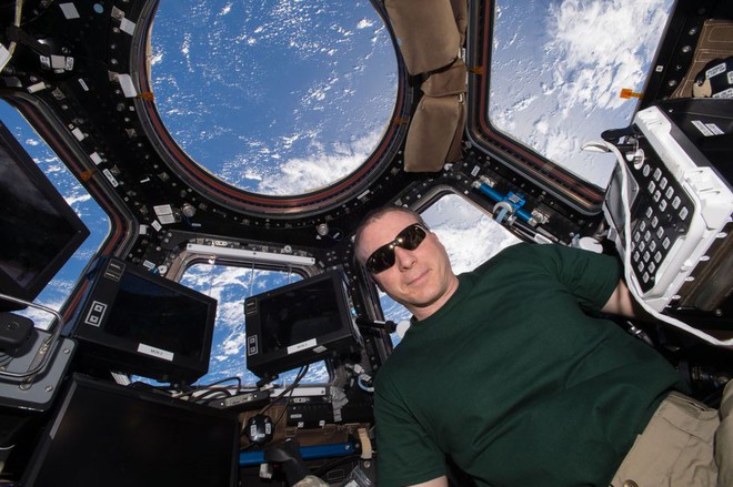 Bất ngờ với cuộc sống khác thường trên trạm vũ trụ ISS - Ảnh 5.