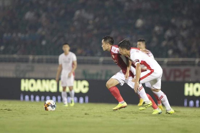 KẾT THÚC TP.HCM 3-0 Viettel: Vợ chưa cưới đến sân, Công Phượng tỏa sáng rực rỡ - Ảnh 8.