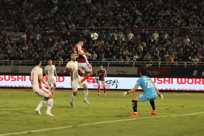 KẾT THÚC TP.HCM 3-0 Viettel: Vợ chưa cưới đến sân, Công Phượng tỏa sáng rực rỡ - Ảnh 5.