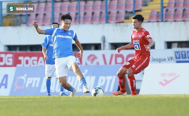 Tiền đạo chủ lực của thầy Park đưa đội nhà lên dẫn đầu, cầu thủ Việt kiều phản lưới khó đỡ - Ảnh 1.
