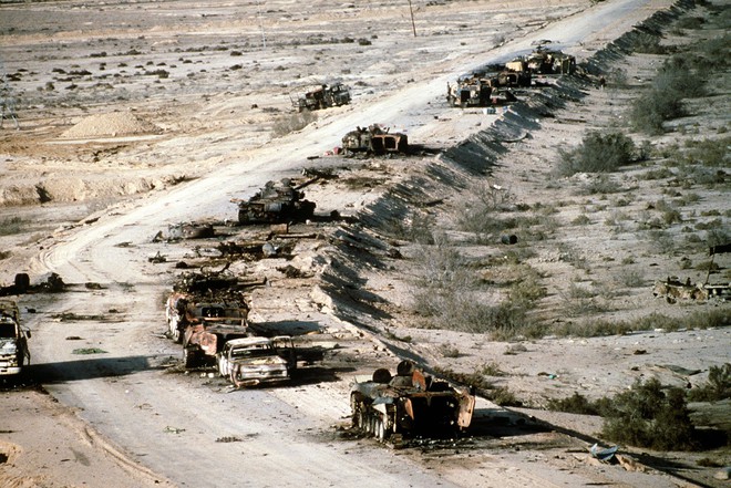 Đại tá tên lửa Việt Nam: Iran là Gấu, không phải Thỏ - TT Trump dù rất khác thường cũng toát mồ hôi lạnh - Ảnh 6.