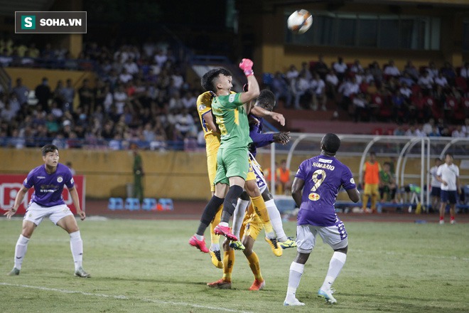 Cựu thủ môn U23 VN điển trai ghi điểm mạnh với HLV Park, nối dài kỷ lục khó tin ở V.League - Ảnh 5.