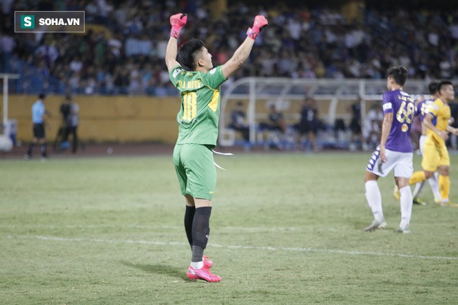 Cựu thủ môn U23 VN điển trai ghi điểm mạnh với HLV Park, nối dài kỷ lục khó tin ở V.League - Ảnh 12.