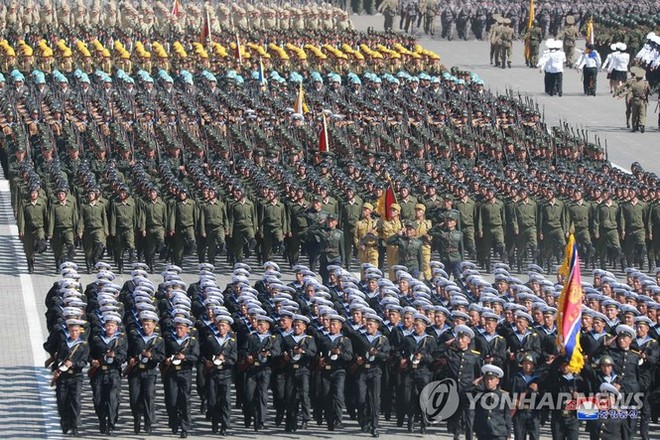Triều Tiên chuẩn bị duyệt binh quy mô lớn - Ảnh 1.