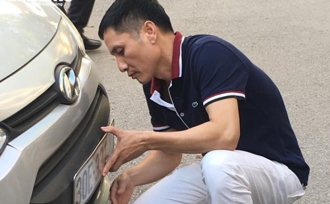 Nguyên nhân sát thủ ngồi trong ô tô, chĩa súng bắn giang hồ có "số má" ở đất Cảng Nguyên nhân sát thủ ngồi trong ô tô, chĩa súng bắn giang hồ có "số má" ở đất Cảng