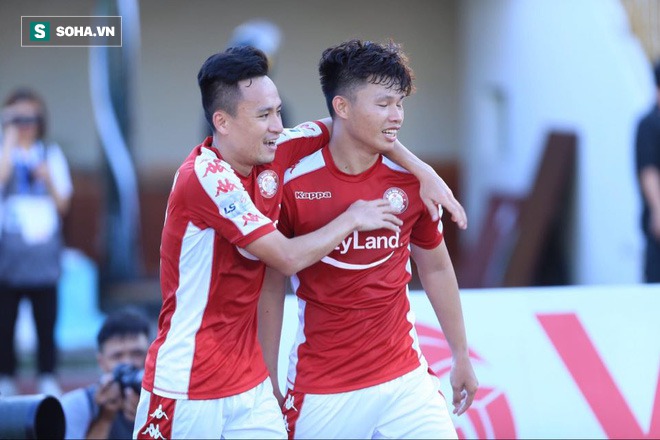 Công Phượng tỏa sáng, cùng đồng đội tạo nên chiến tích khó ngờ ở V.League - Ảnh 1.