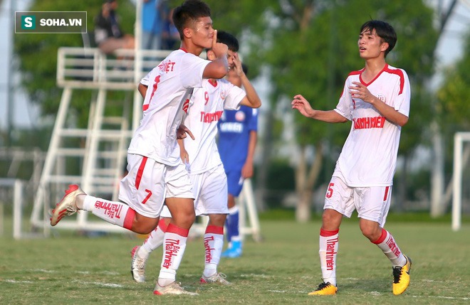 Thầy cũ Công Phượng vui như mở cờ trong bụng khi U19 HAGL 1 vào bán kết - Ảnh 1.