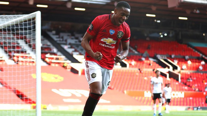 Vì sao Anthony Martial ghi bàn như máy trên hàng công MU? - Ảnh 1.