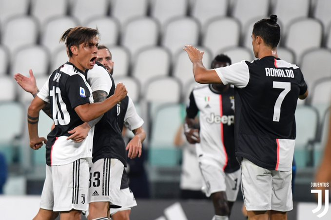 Cristiano Ronaldo vừa ghi bàn vừa kiến tạo, Juventus đại thắng Lecce - Ảnh 1.