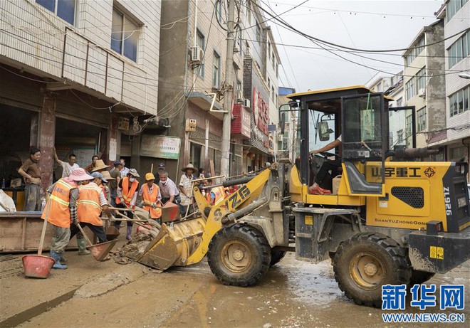 TQ: Cận cảnh cuộc sống của người dân ở nơi xảy ra vỡ đê trên sông Dương Tử - Ảnh 10.