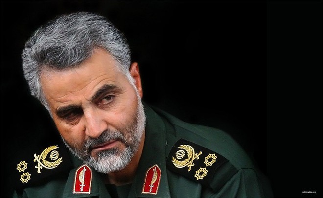 Hé lộ yêu cầu của Mỹ sau vụ ám sát tướng Soleimani, Iran nổi cơn thịnh nộ - Nga cấp tốc chuyển hàng nóng tới Khmeimim, chiến sự Syria bùng nổ? - Ảnh 1.