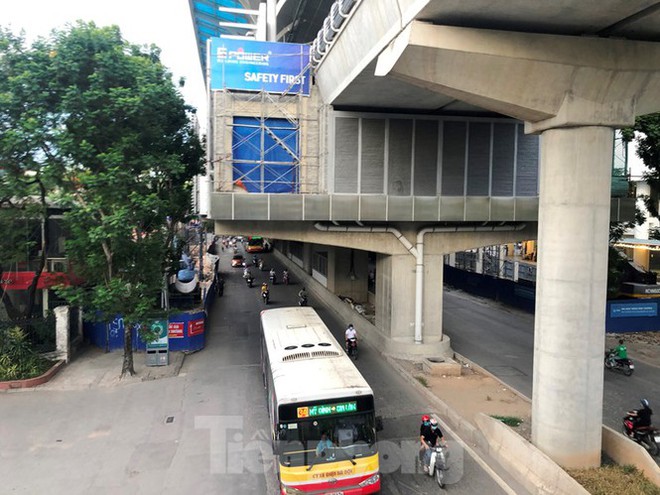 Cận cảnh đoạn metro Hà Nội vừa bị đòi bồi thường 19 triệu USD - Ảnh 7.