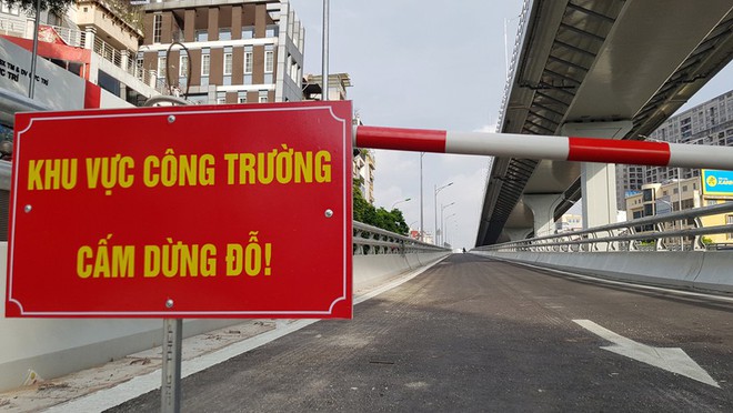 Ngỡ ngàng đường vành đai 2 trên cao trước ngày thông xe - Ảnh 9.