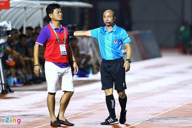 Sếp DNH.Nam Định nói gì về thông tin bỏ V.League? - Ảnh 2.