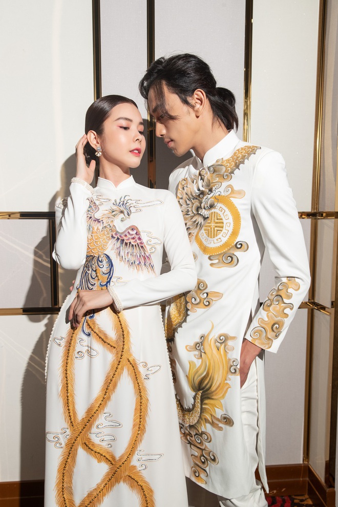 Ảnh hậu trường show Dạm ngõ đẹp như chụp lookbook của Trương Quỳnh Anh, Diệp Bảo Ngọc - Ảnh 6. Ảnh hậu trường show Dạm ngõ đẹp như chụp lookbook của Trương Quỳnh Anh, Diệp Bảo Ngọc - Ảnh 6.