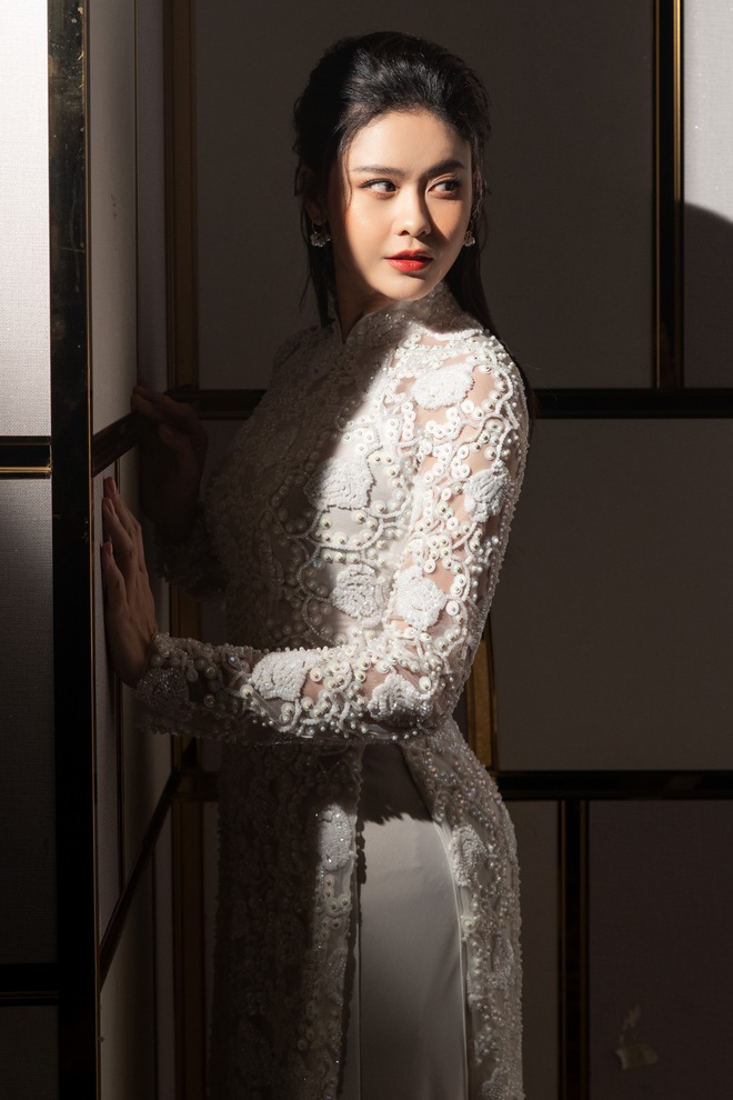 Ảnh hậu trường show Dạm ngõ đẹp như chụp lookbook của Trương Quỳnh Anh, Diệp Bảo Ngọc - Ảnh 7. Ảnh hậu trường show Dạm ngõ đẹp như chụp lookbook của Trương Quỳnh Anh, Diệp Bảo Ngọc - Ảnh 7.