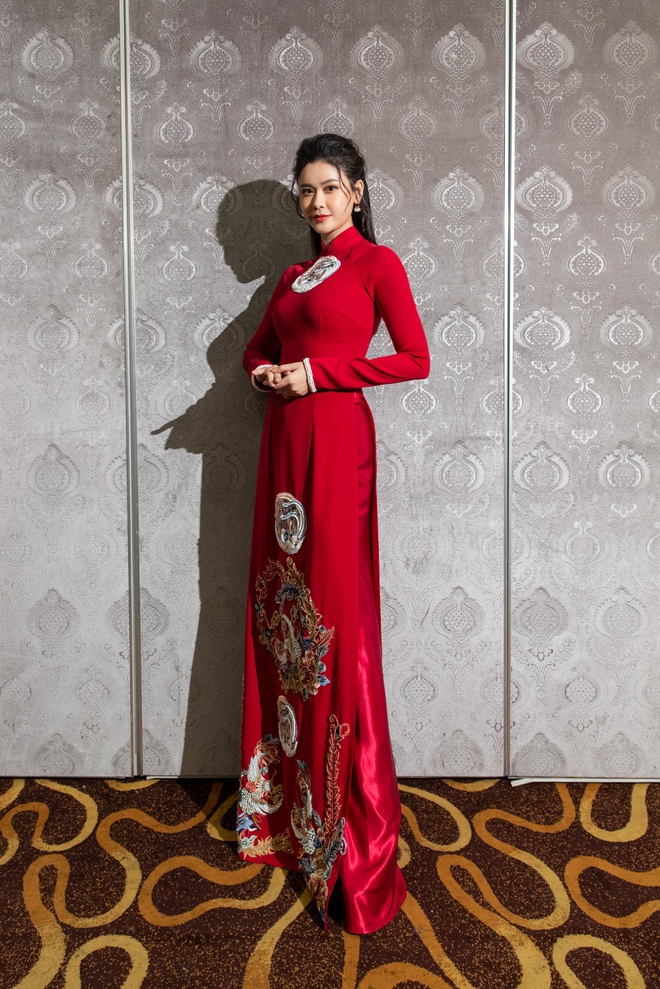 Ảnh hậu trường show Dạm ngõ đẹp như chụp lookbook của Trương Quỳnh Anh, Diệp Bảo Ngọc - Ảnh 8. Ảnh hậu trường show Dạm ngõ đẹp như chụp lookbook của Trương Quỳnh Anh, Diệp Bảo Ngọc - Ảnh 8.
