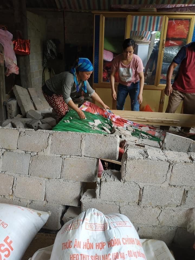 Những hình ảnh và con số thiệt hại sau trận động đất ở Sơn La trưa nay - Ảnh 1.