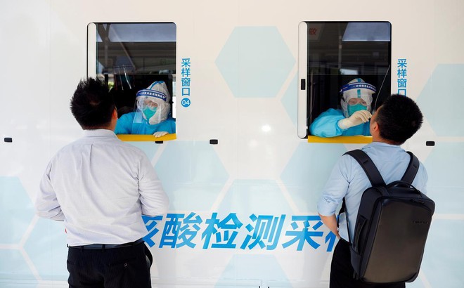 Reuters: Châu Á đang đứng trước nguy cơ đối mặt với làn sóng Covid-19 thứ hai - Ảnh 1. Reuters: Châu Á đang đứng trước nguy cơ đối mặt với làn sóng Covid-19 thứ hai - Ảnh 1.