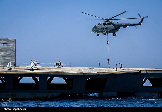 Dùng cả vệ tinh để đánh tàu sân bay, Iran một lần nữa khiến Mỹ choáng váng! - Ảnh 2.