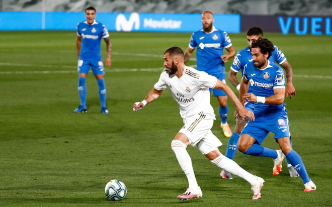 Ramos bắn hạ Getafe, Real Madrid thẳng tiến đến ngôi vô địch La Liga - Ảnh 1.