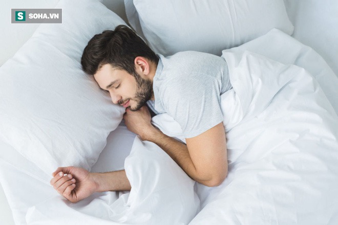 Thức dậy càng chậm càng khỏe mạnh, sống thọ: Chuyên gia tiết lộ cách thức dậy trường sinh - Ảnh 3.