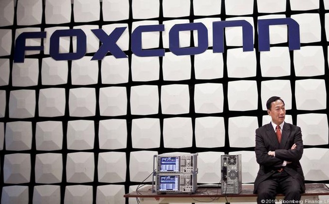 Đây là cách một 'viên đạn Made in China' đã găm vào thân thể của gã khổng lồ Foxconn