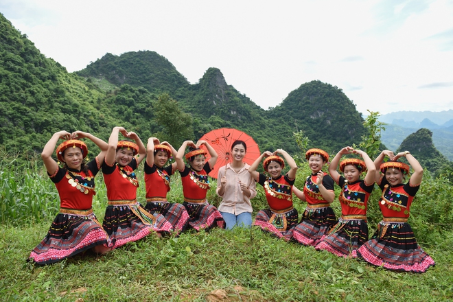 Hoa hậu Lương Thùy Linh: “Đặt vương miện xuống, Linh lại được là chính mình” - Ảnh 3.