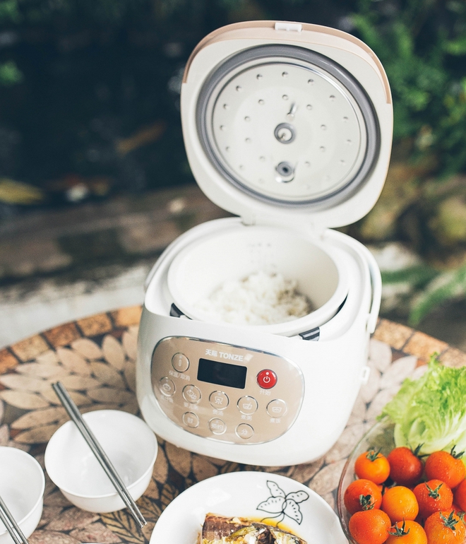 Kinh nghiệm chọn mua nồi cơm điện - Nồi đắt tiền c&oacute; cho ra b&aacute;t cơm ngon hơn nồi rẻ tiền? - Ảnh 3.